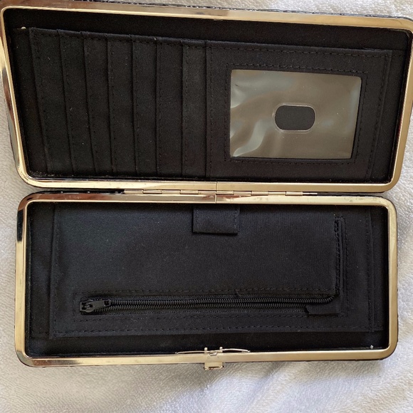 wallet - Picture 2 of 5